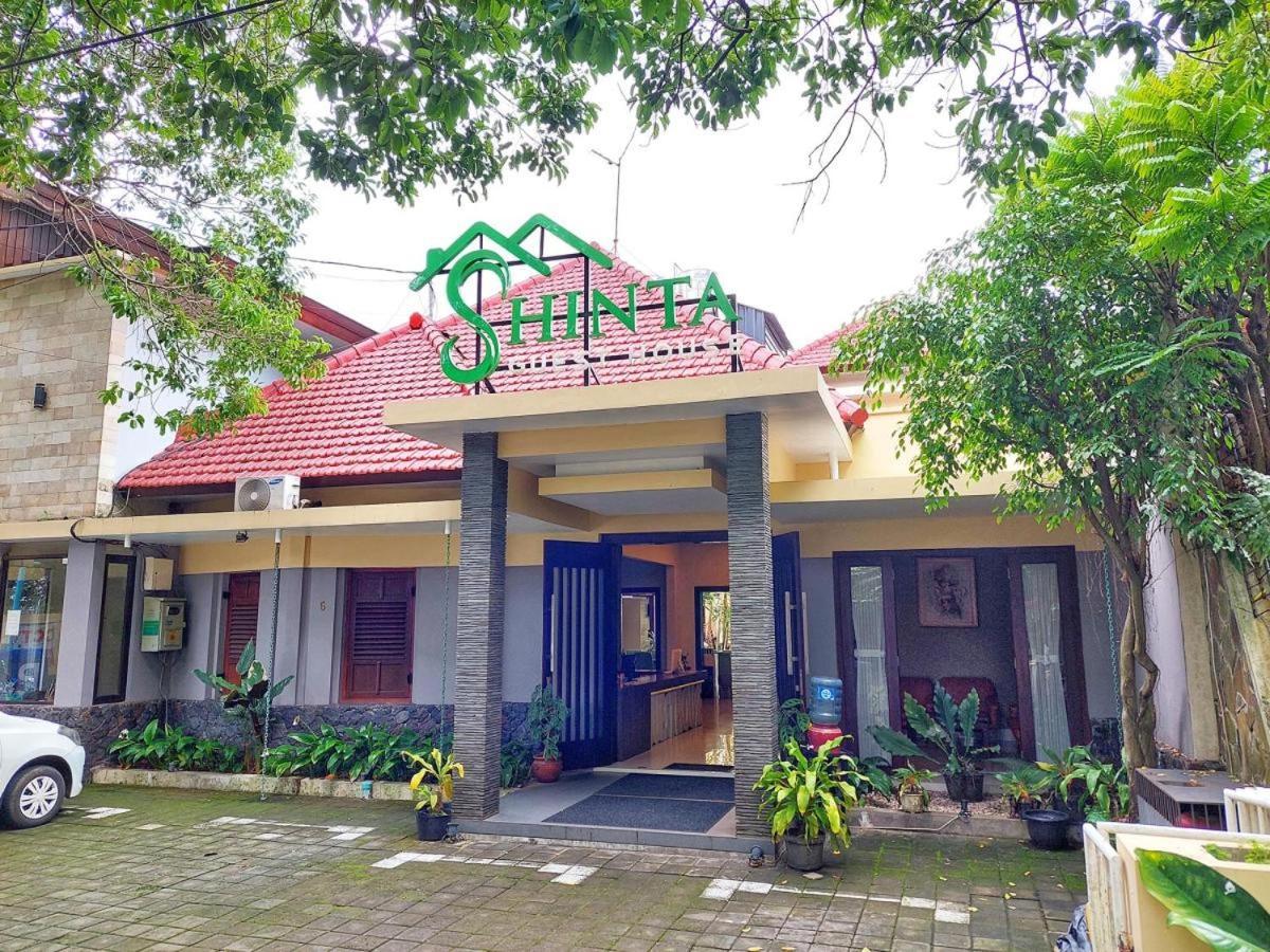 מאלאנג Shinta Guesthouse מראה חיצוני תמונה