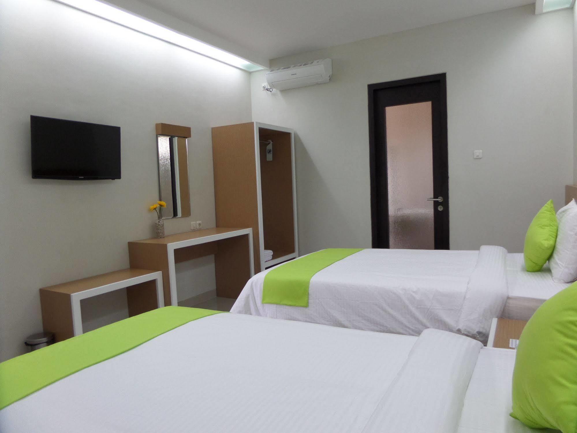 מאלאנג Shinta Guesthouse מראה חיצוני תמונה