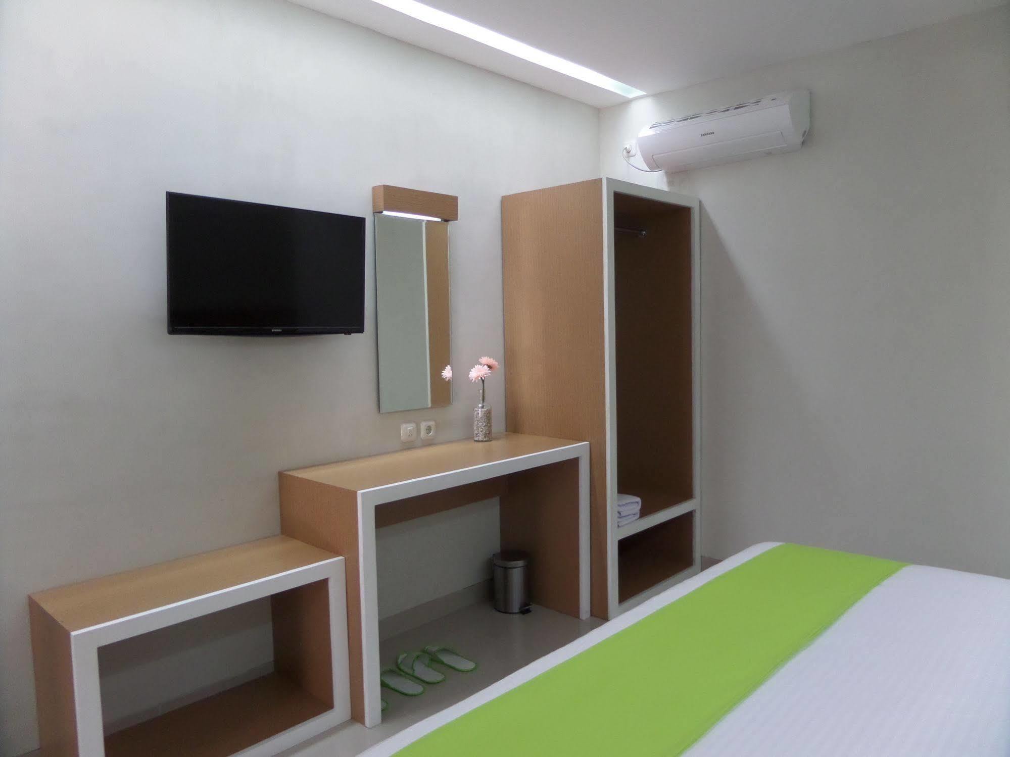 מאלאנג Shinta Guesthouse מראה חיצוני תמונה
