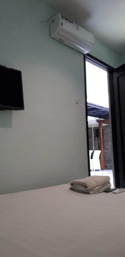 מאלאנג Shinta Guesthouse מראה חיצוני תמונה